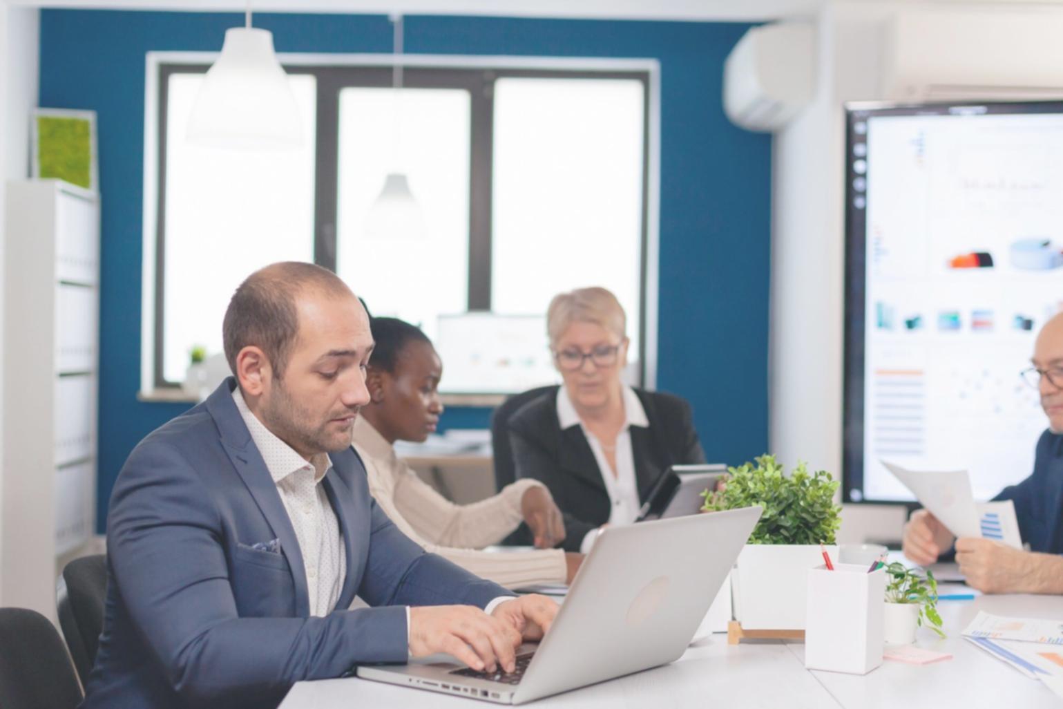Analyse de tendances financières